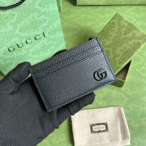 Gucci 657588-095ca701